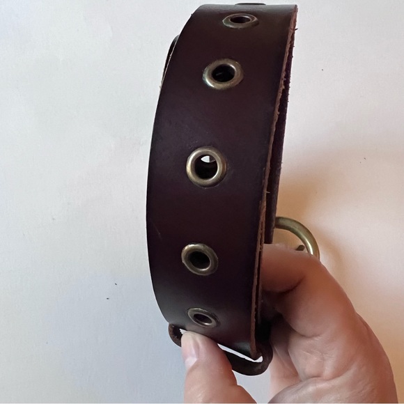 FRYE WOMENS LEATHER BELT WIDE WITH GROMMETS BROWN SIZE MEDIUM LARGE  NWOT
